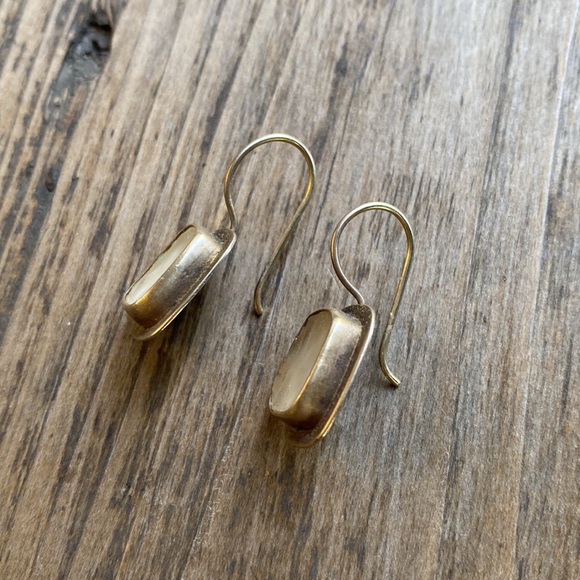 Vintage Amy Faust Sea Glass & Sterling Silver Wire Earrings - Picture 6 of 12